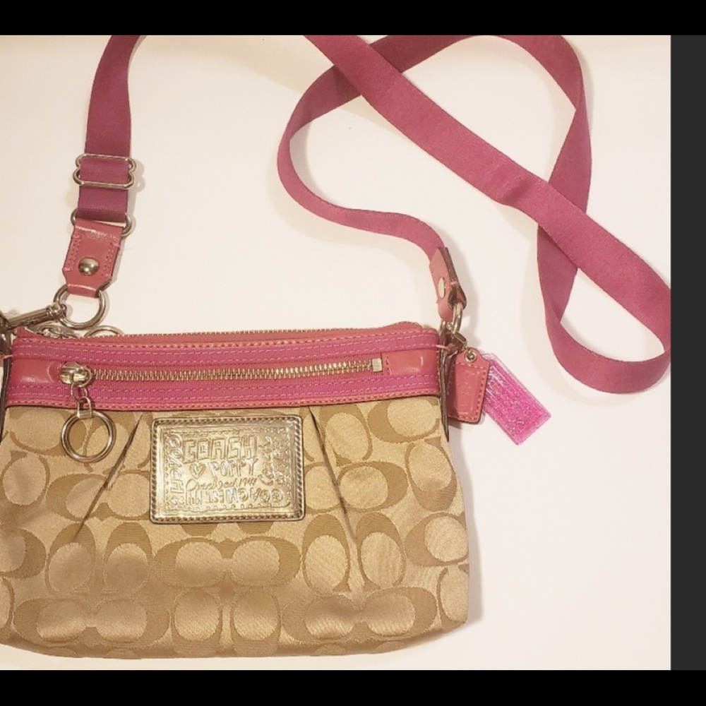 Coach Poppy Signature C Crossbody Bag